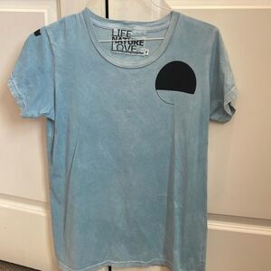 Free City short sleeve tee size medium light blue black dove